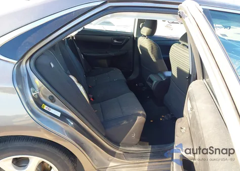 2015 Toyota Camry Le z USA, uszkodzony, nr VIN 4T4BF1FK7FR499422